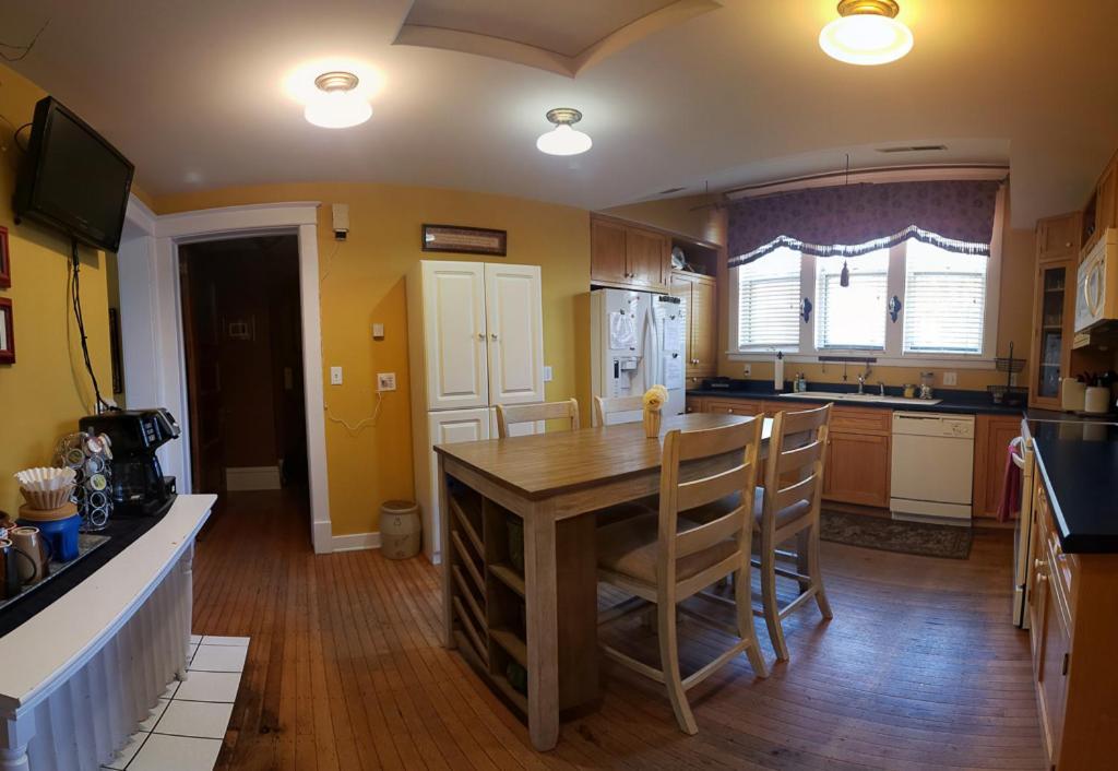 Linda Sue Manor Hostel Sioux City Kültér fotó
