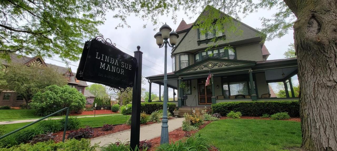 Linda Sue Manor Hostel Sioux City Kültér fotó