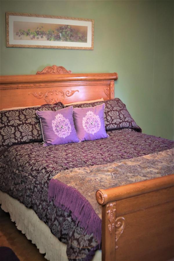 Linda Sue Manor Hostel Sioux City Kültér fotó