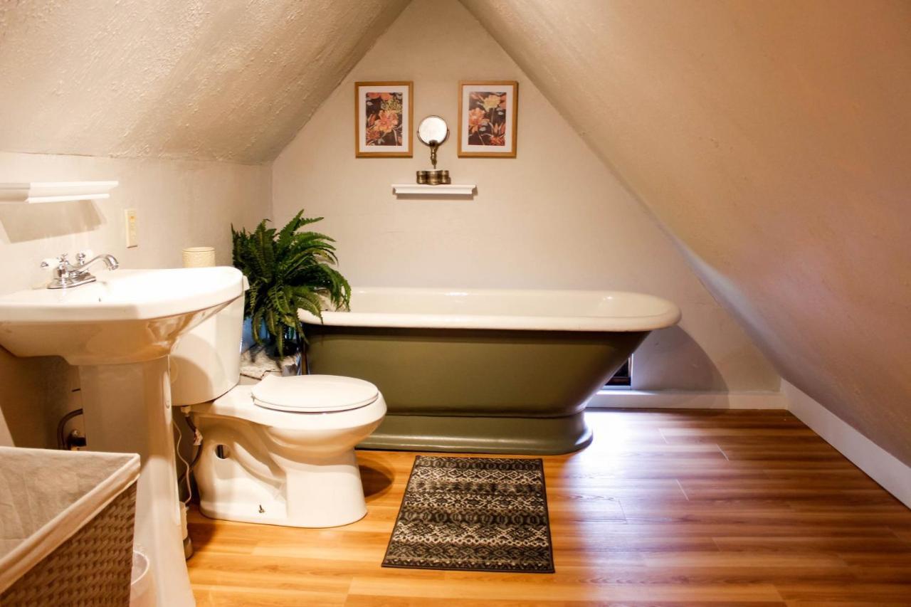 Linda Sue Manor Hostel Sioux City Kültér fotó